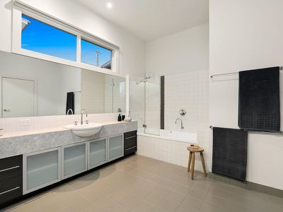 207 Autumn Street, Geelong West