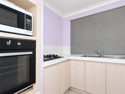 25 Dellar Road, Maddington