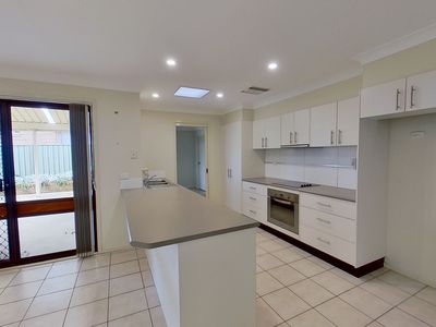24 Belmore Place, Dubbo