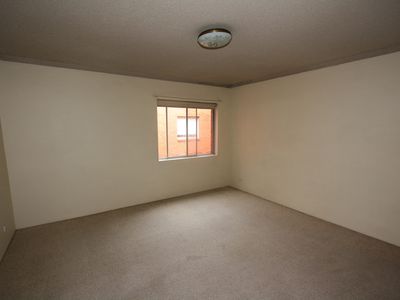 10 / 18-19 Bank Street, Meadowbank