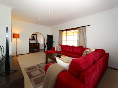 10 Dale Place, Windradyne