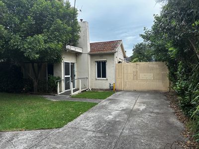 36 Royalty Avenue, Highett