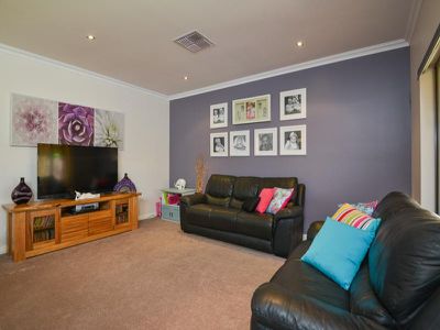 7 Yilkarri Parade, Karlkurla, Kalgoorlie