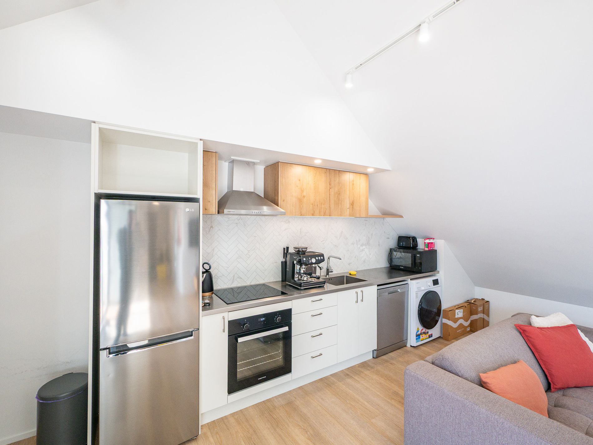 241 Castle Street, City Centre