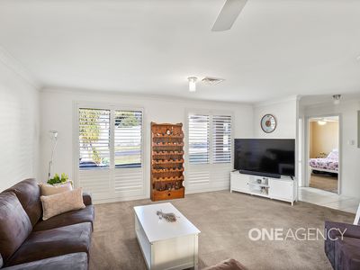 4 Munduran Close, Albion Park