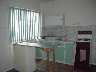 76 Peterborough Avenue, Lake Illawarra