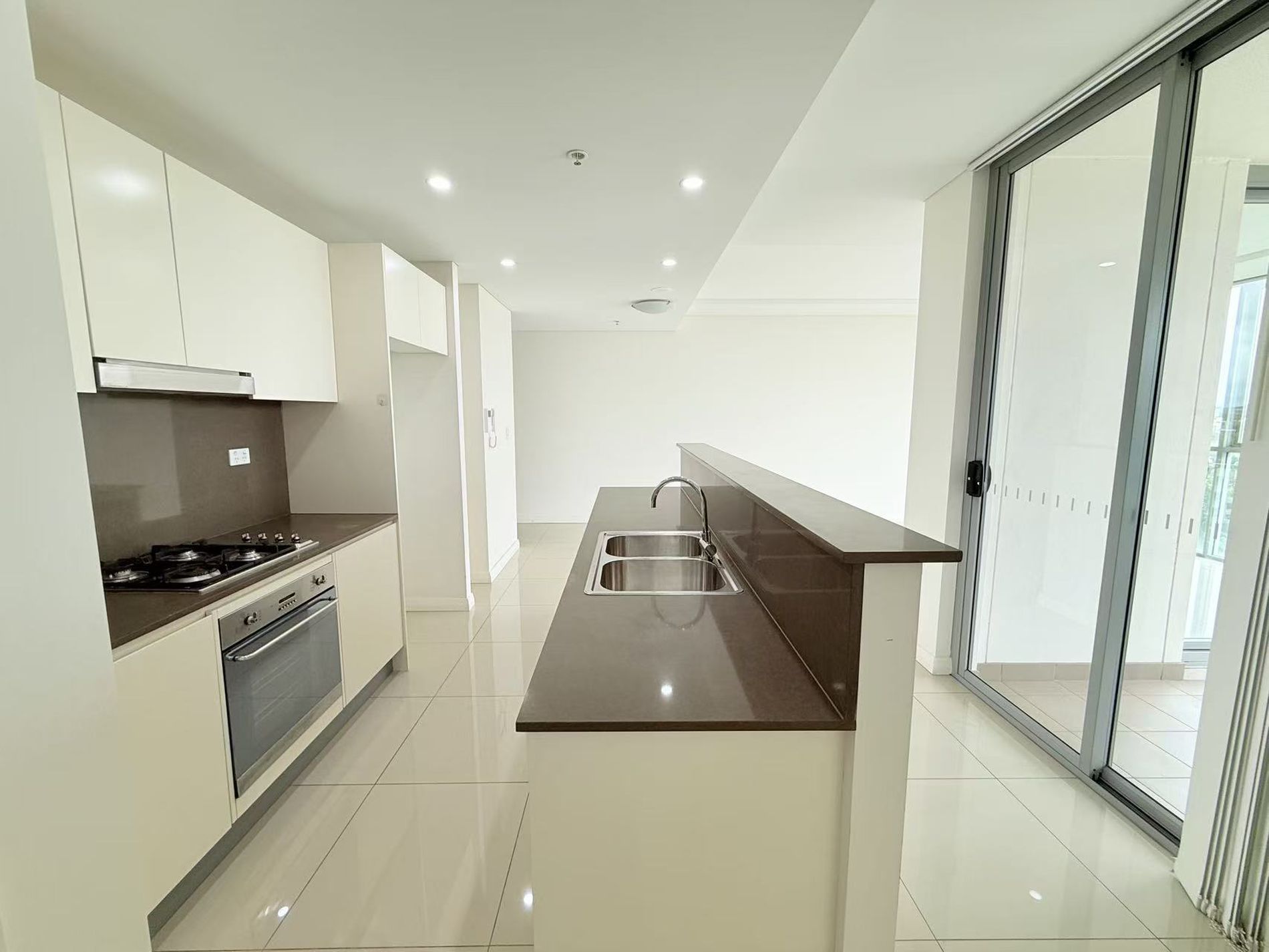 809 / 39 Kent Road, Mascot