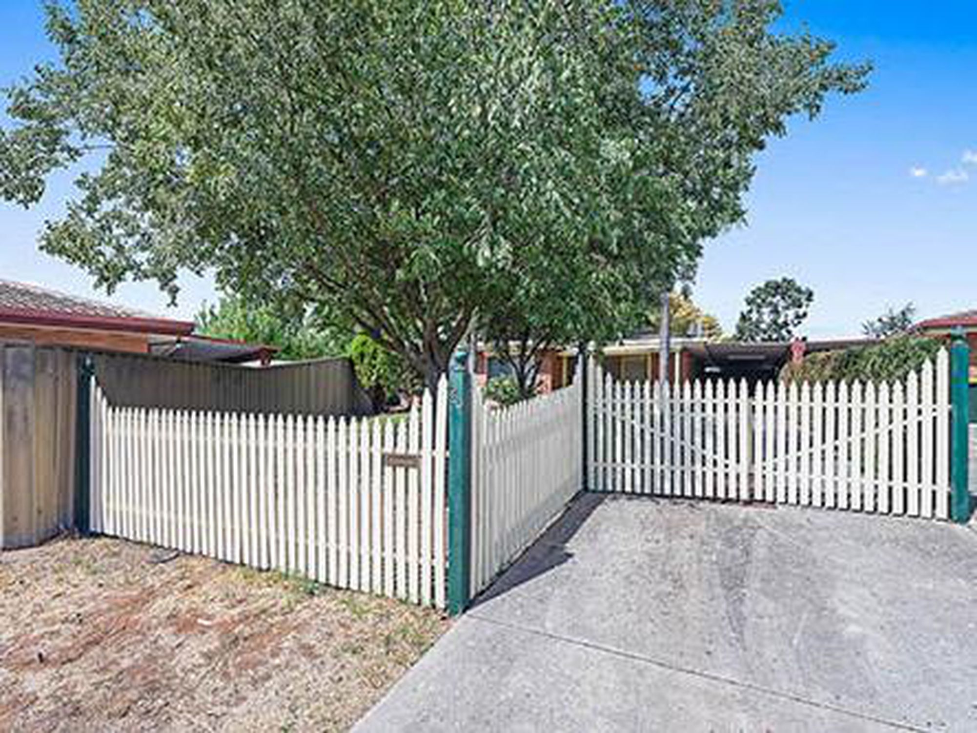 20 Roclin Avenue, Newton