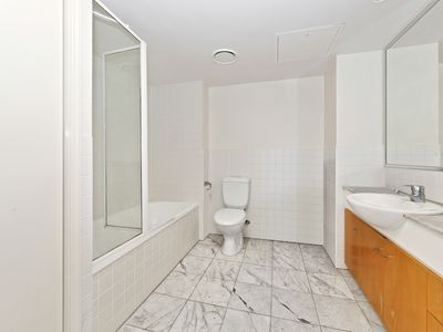 315 / 1 Gray Street, New Farm