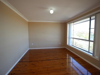 1 / 80 Barina Avenue, Lake Heights