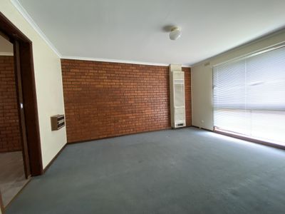 2 / 130 Blackshaws Road, South Kingsville