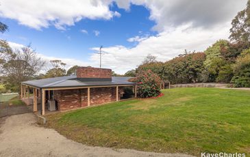 16 Corringham Road, Beaconsfield Upper