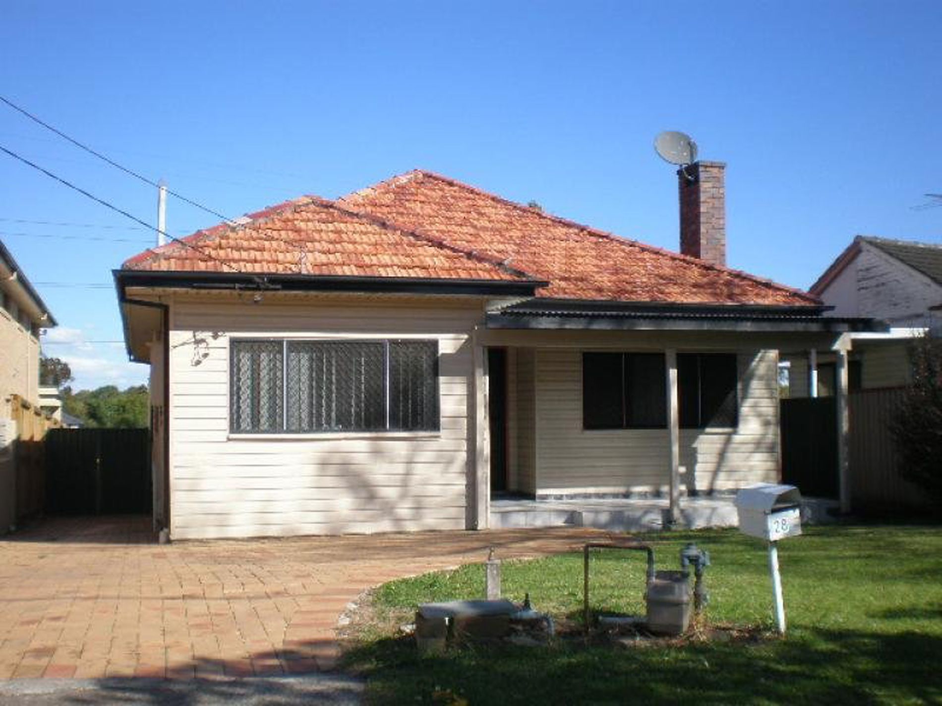 28 Sunny CRESCENT, Punchbowl