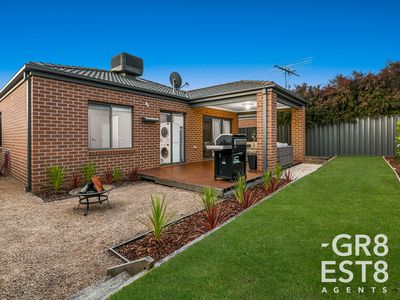 11 Jupiter Crescent, Cranbourne West