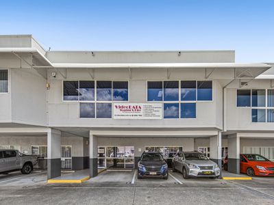 2 / 61 Holdsworth Street, Coorparoo