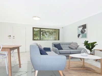 2 / 209 Hume Highway, Greenacre