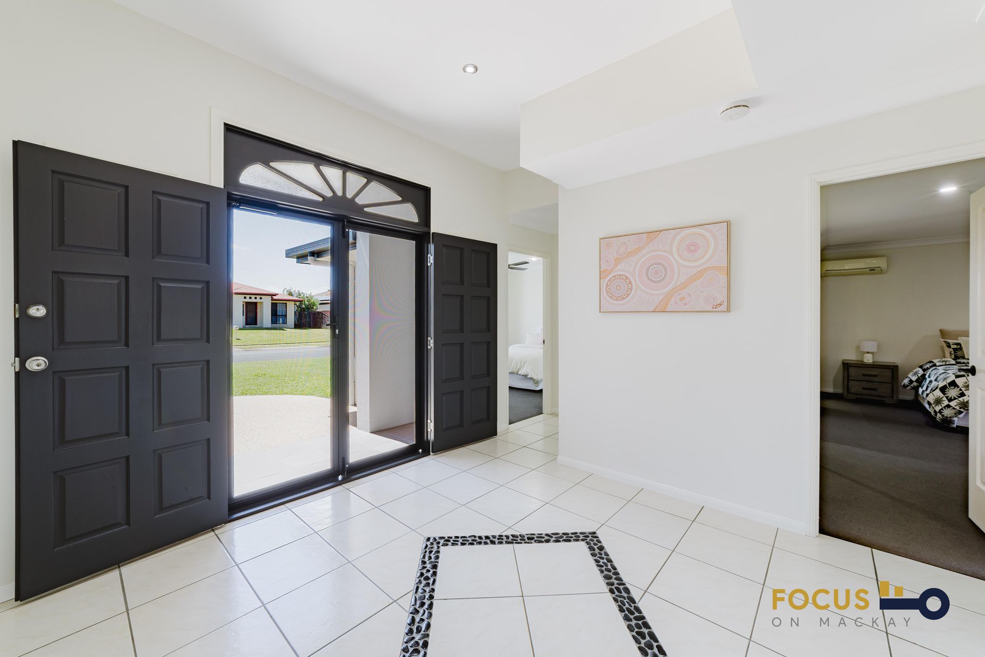 15 Centennial Drive, Glenella