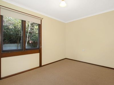 365 Woomera Cres, Lavington
