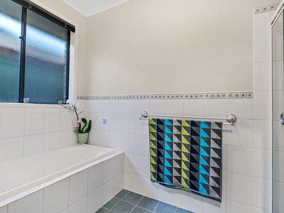 2 Theile Court, Walkley Heights