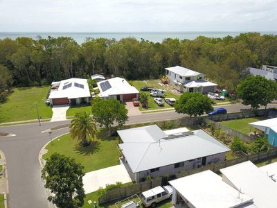 2 Wave Court, Toogoom