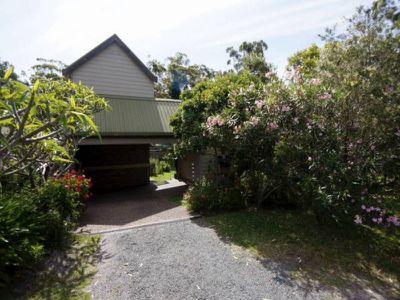 5 Kurrawong Avenue, Hawks Nest