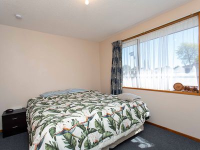 1 / 2 Takapu Place, Bromley