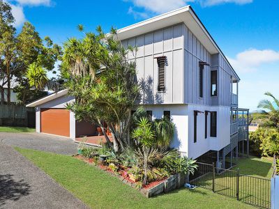 41 Albatross Avenue, Aroona