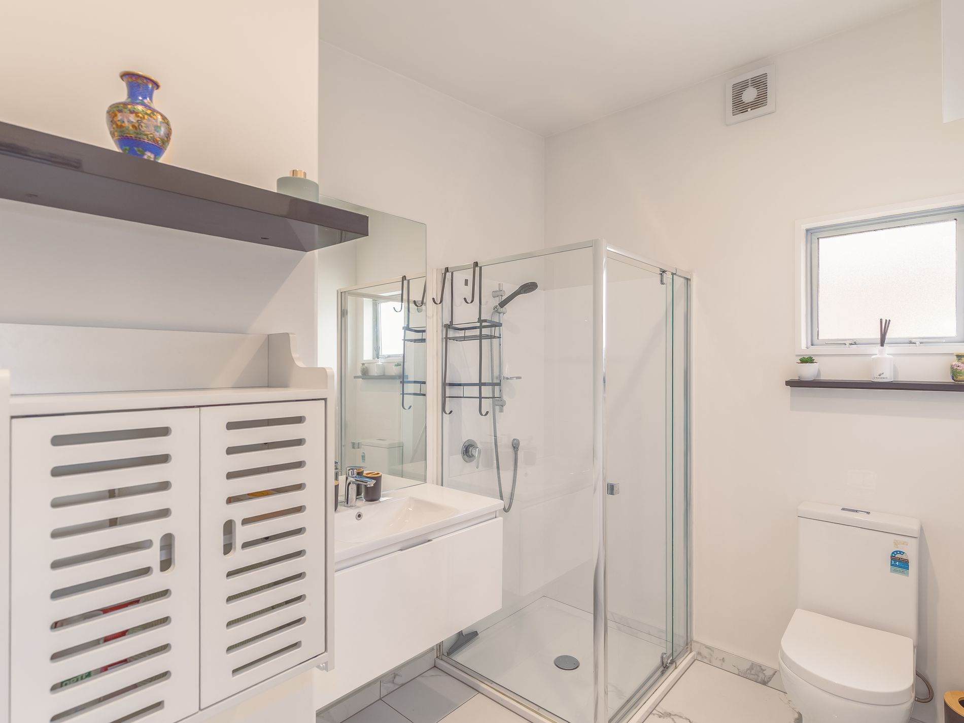 25B Champion Street, Edgeware