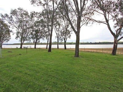 66 Lakeside Boulevard, Heathcote