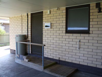 33 Main Street, Millicent