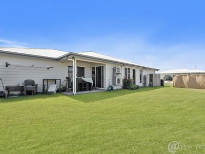 4 Harvest Place, Hidden Valley