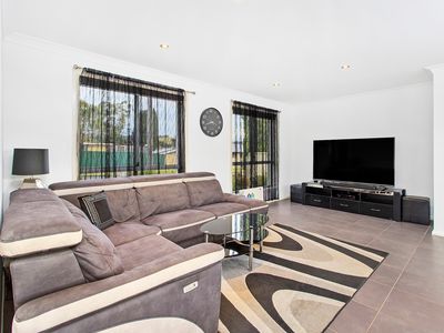 2a Lang Street, Oak Flats