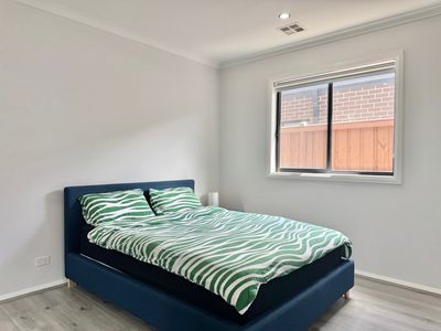 8 Crathes Street, Wyndham Vale