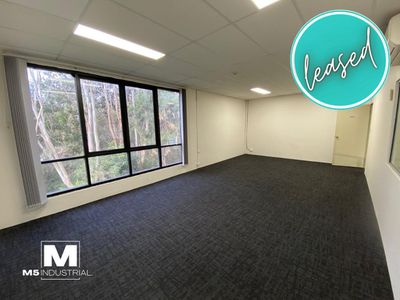 8 / 3 Kelso Crescent, Moorebank