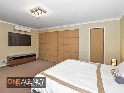 4 Conlan Court, Augustine Heights