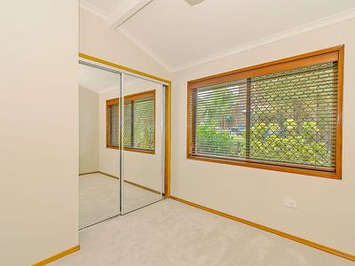 5 Noela Court, Rochedale South