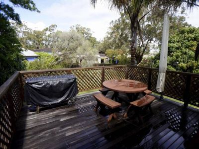 30 Mermaid Avenue, Hawks Nest