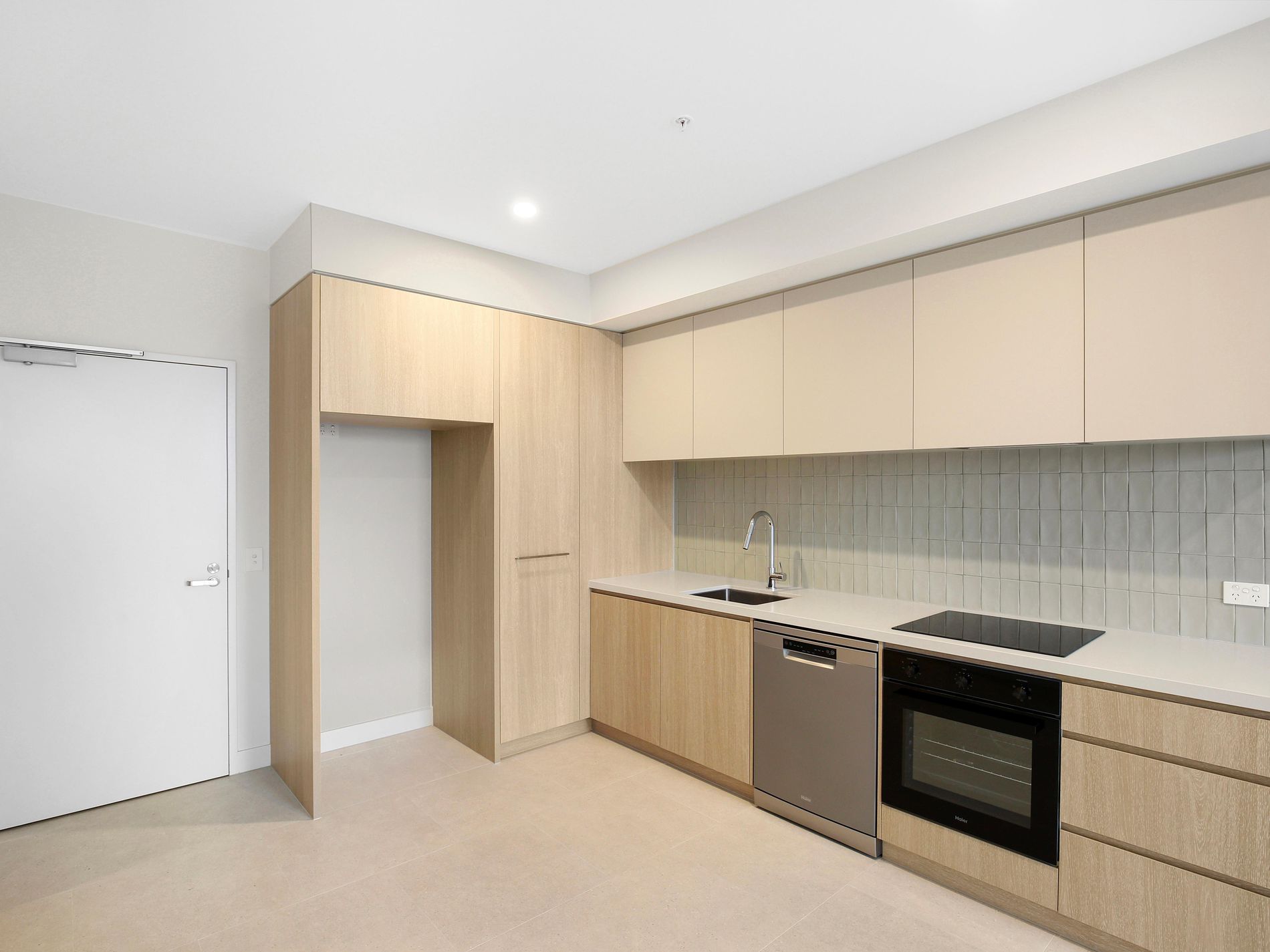 102/380 Bell Street, Preston
