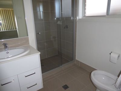 214 South Circuit, Oran Park