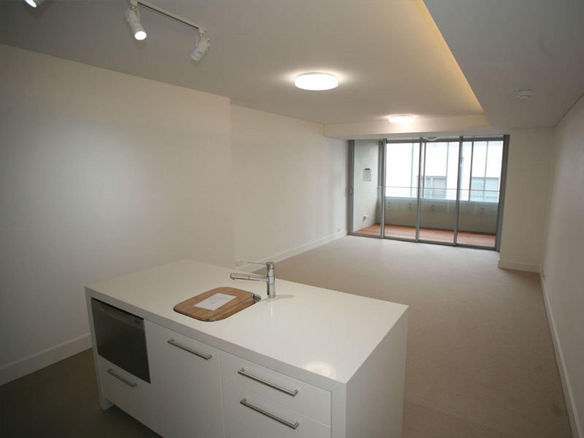 201 / 520 Cnr Miller Street & Palmer Street, Cammeray