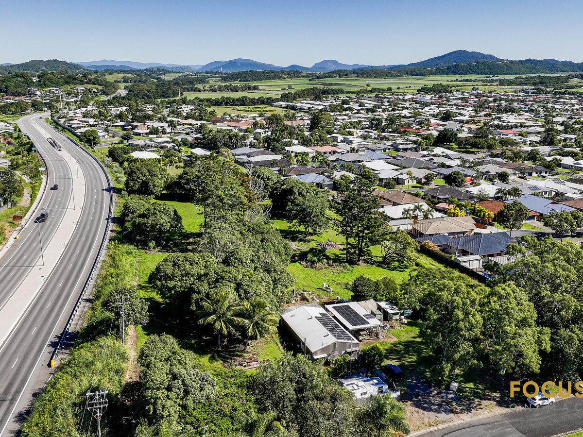 3 Murrays Road, Glenella