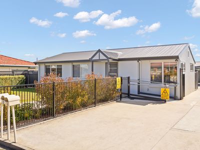 1 / 256 Peel Street West, Summerhill