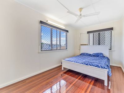 5 Poinciana Street, Cranbrook