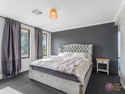 10 Alata Grove, Byford