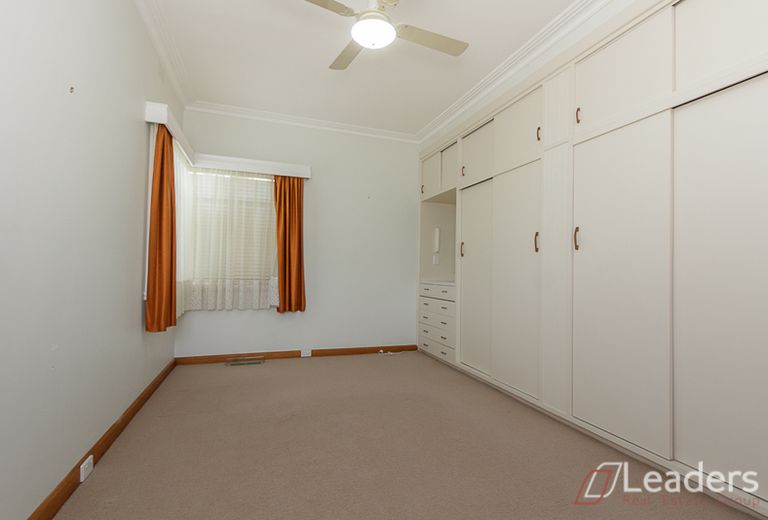 5 Bruce Street, Mount Waverley