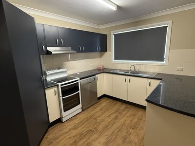 3 Salter Drive, Dubbo