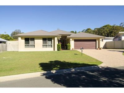 7 Oakleaf Close, Tewantin