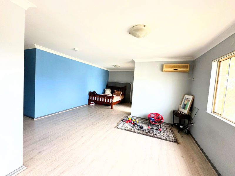 8 / 14 Fourth Avenue, Blacktown