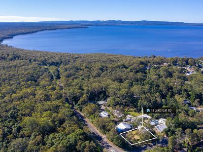 18 Lake Flat Road, Boreen Point