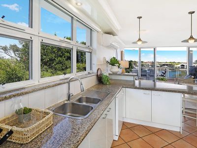 5 / 79 Parkyn Parade, Mooloolaba